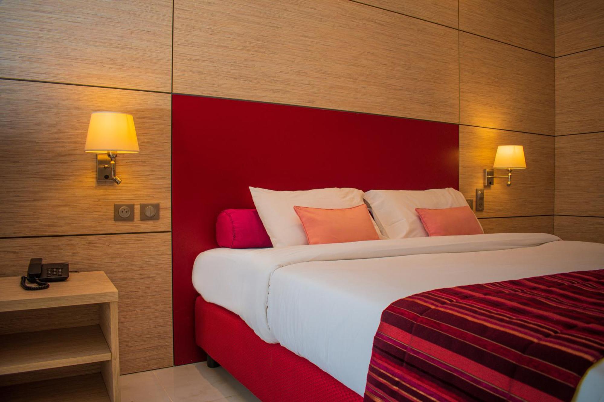 Hôtel Sarakawa Lomé Extérieur photo