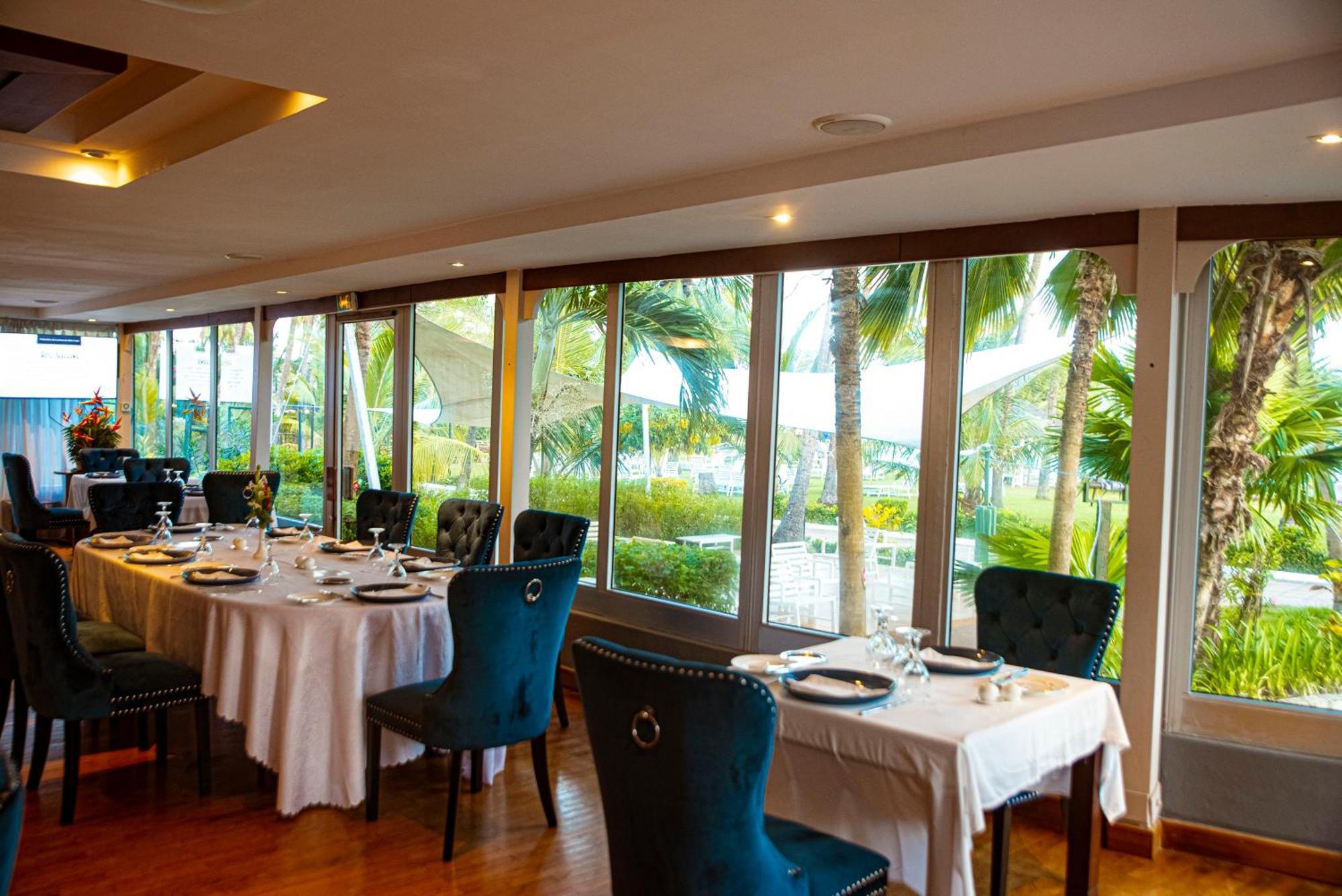 Hôtel Sarakawa Lomé Extérieur photo