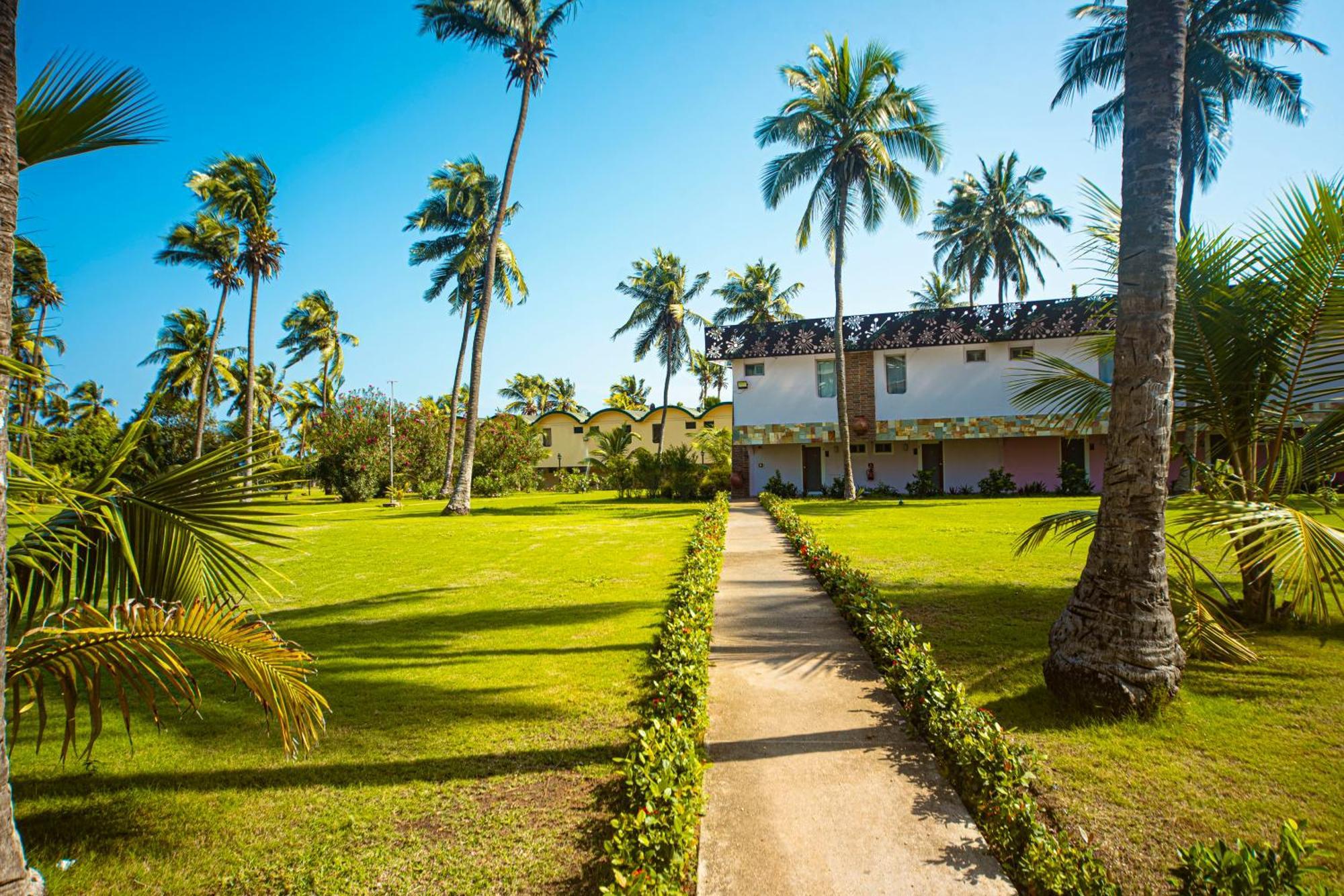 Hôtel Sarakawa Lomé Extérieur photo