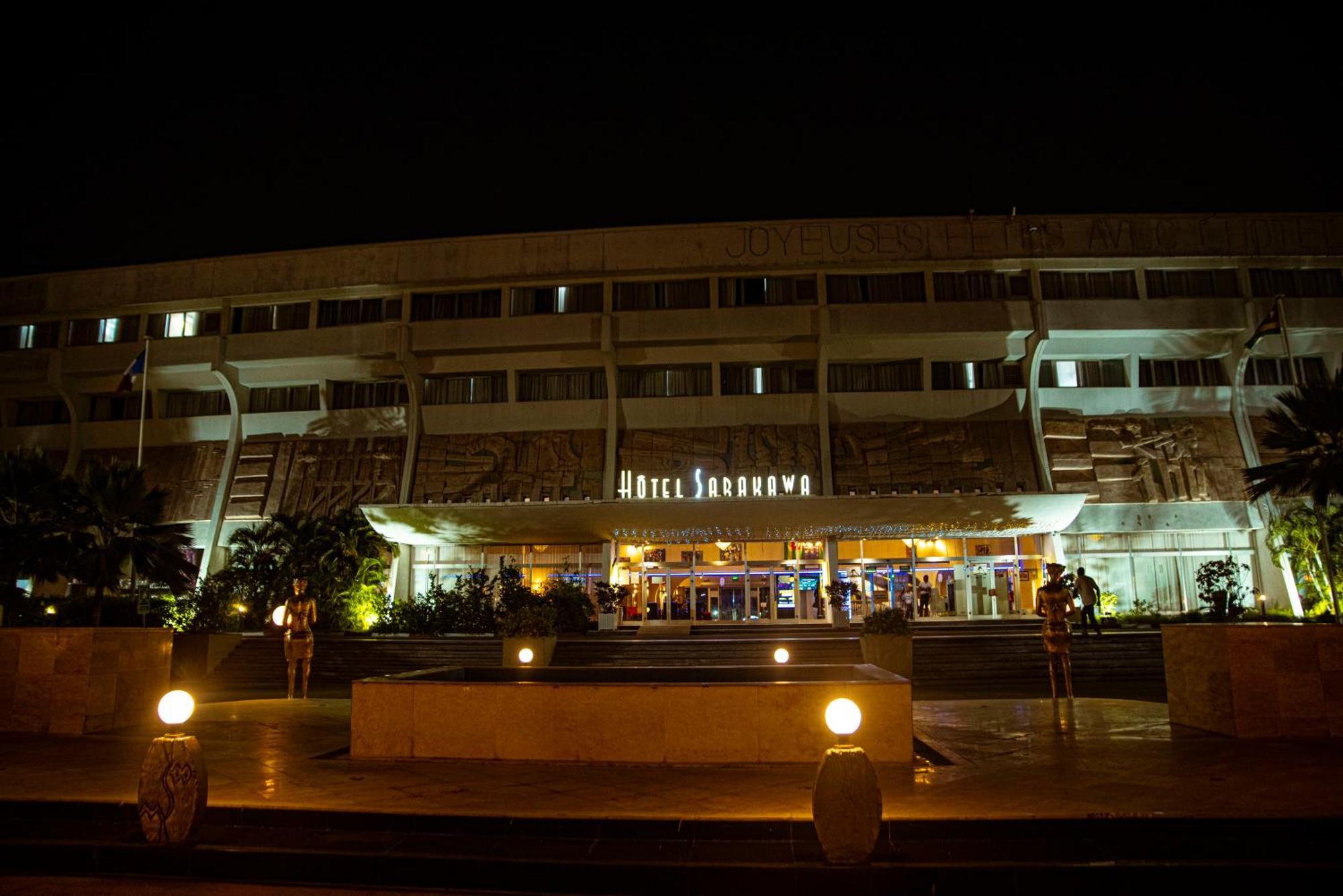Hôtel Sarakawa Lomé Extérieur photo