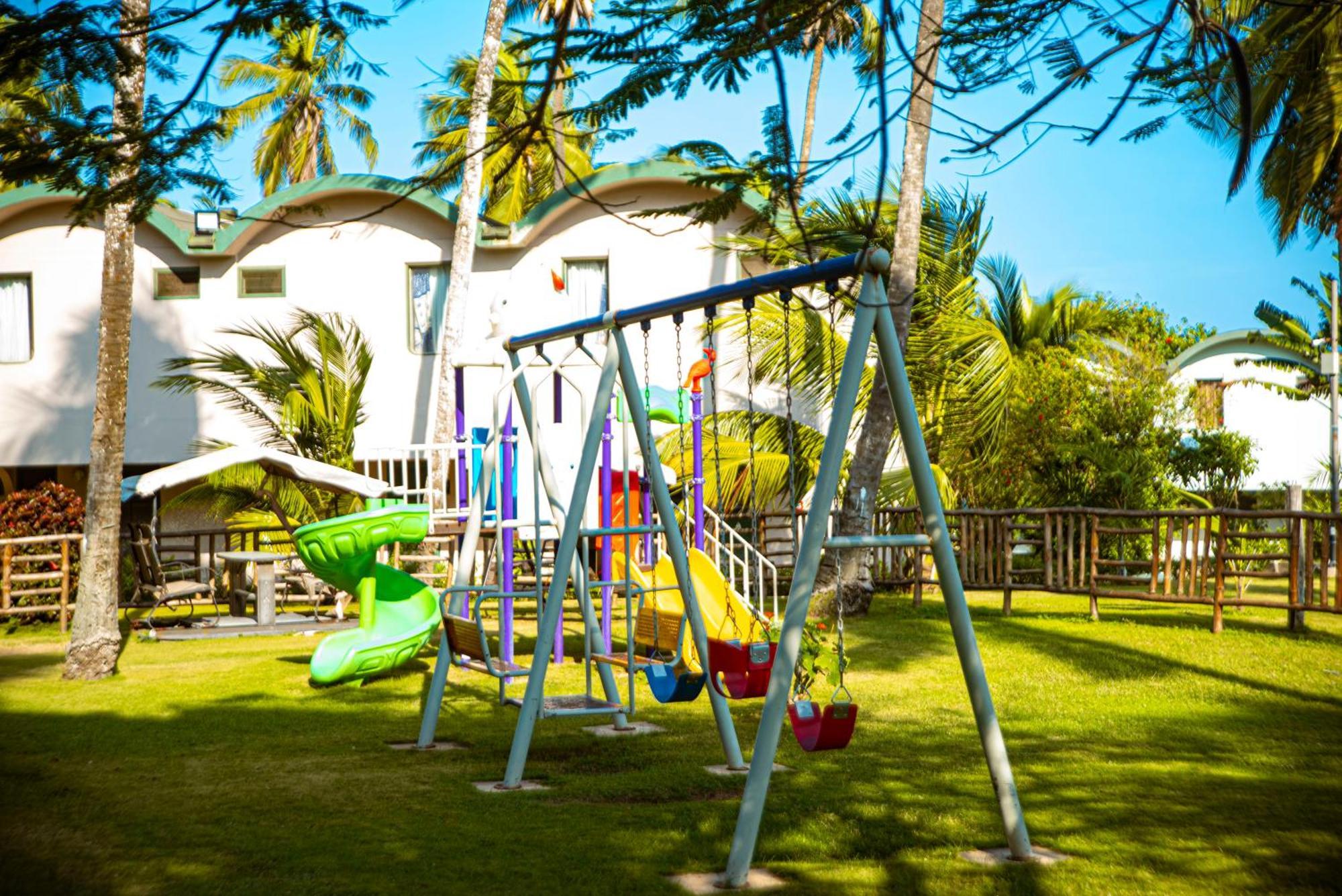 Hôtel Sarakawa Lomé Extérieur photo