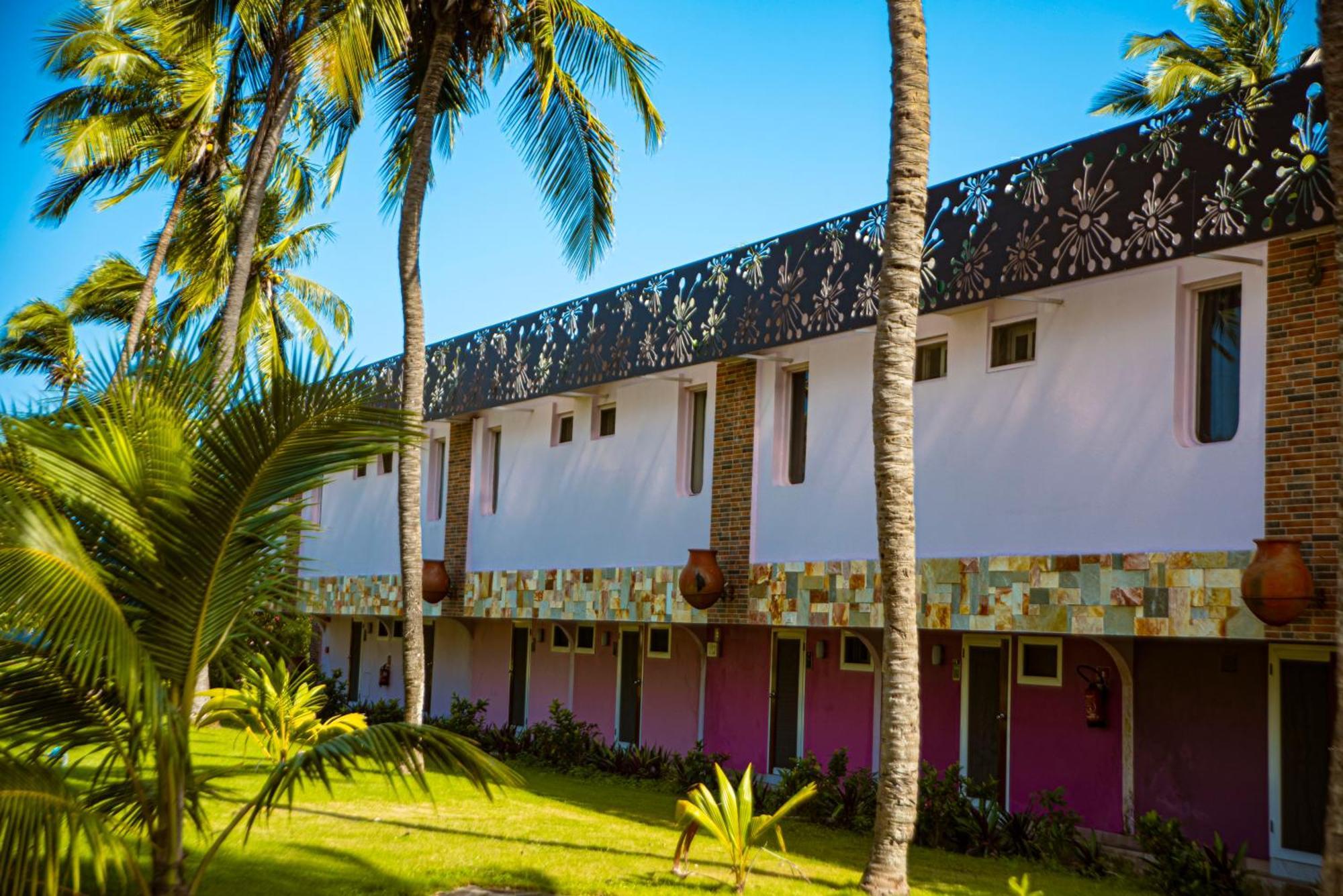 Hôtel Sarakawa Lomé Extérieur photo