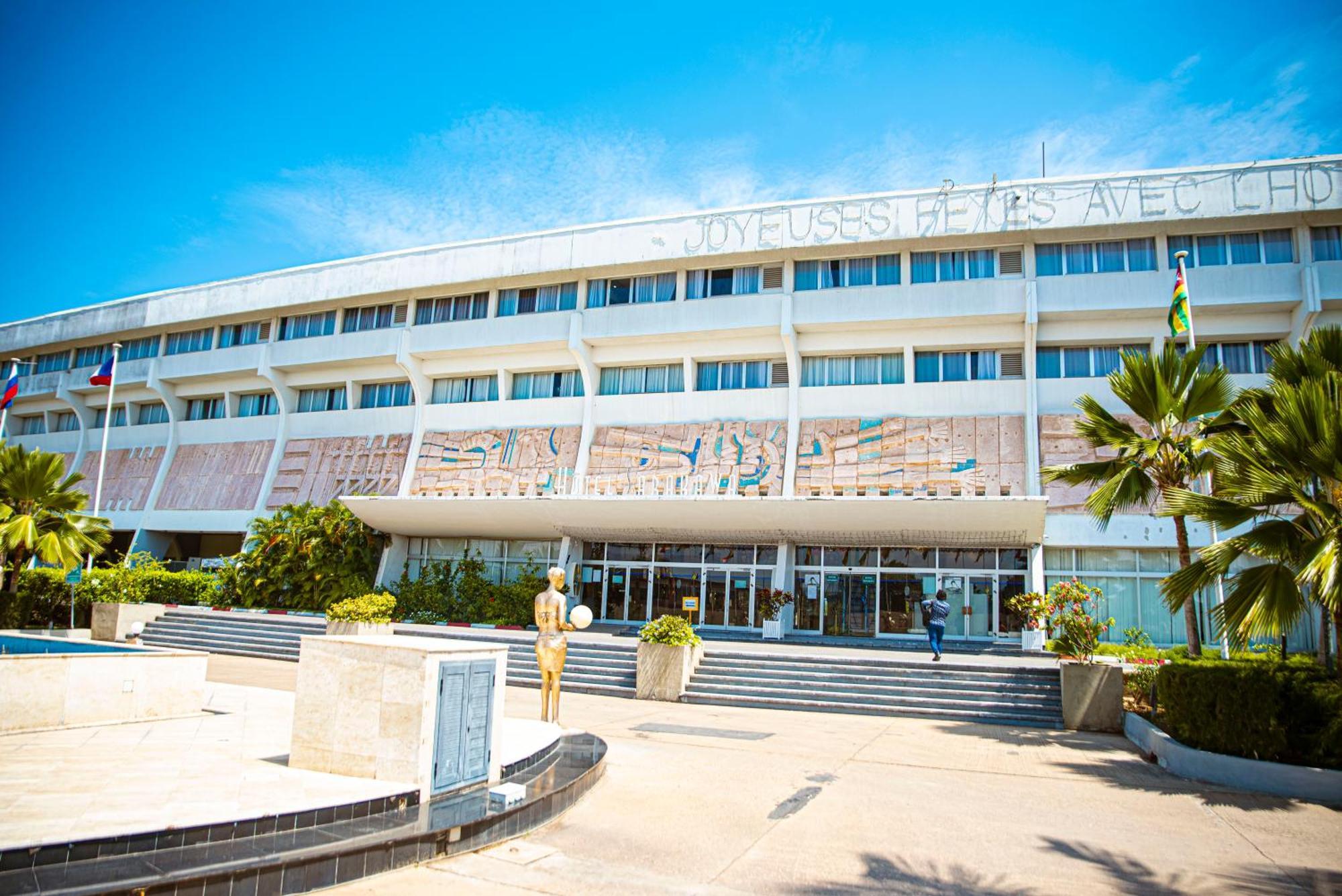 Hôtel Sarakawa Lomé Extérieur photo